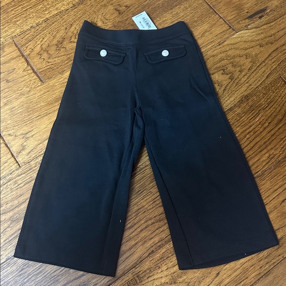 Girls Eiffel Tower Top and Black Pants Set - Picture 3 of 3